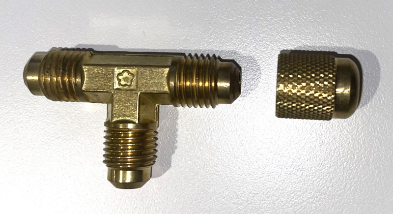 Fieldpiece Brass Tee Refrigerant Fitting 1/4" Male Flare with Cap RBT2